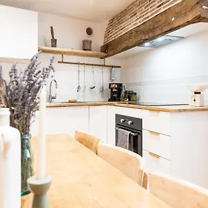 Appartement La Thébaïde - Maison De Caractère, Saint-Jean-Saint-Maurice-sur-Loire